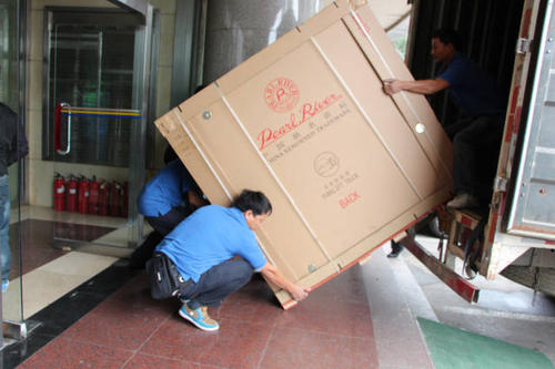 永发镇钢琴贵重工艺品无忧运